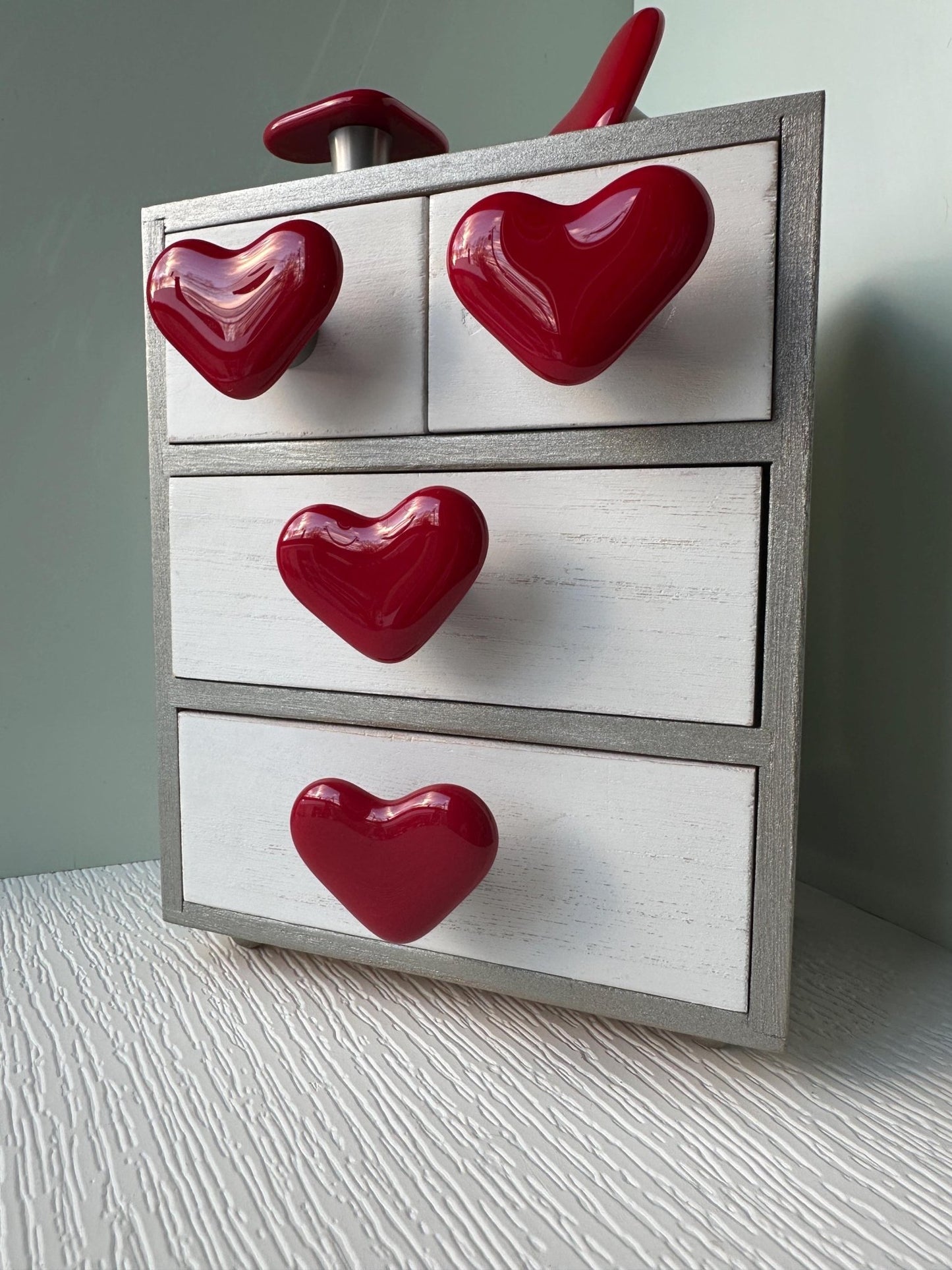 Heart Throb Knob, Glass Red Heart Knob, Handmade in USA - Ann Ivory Studios