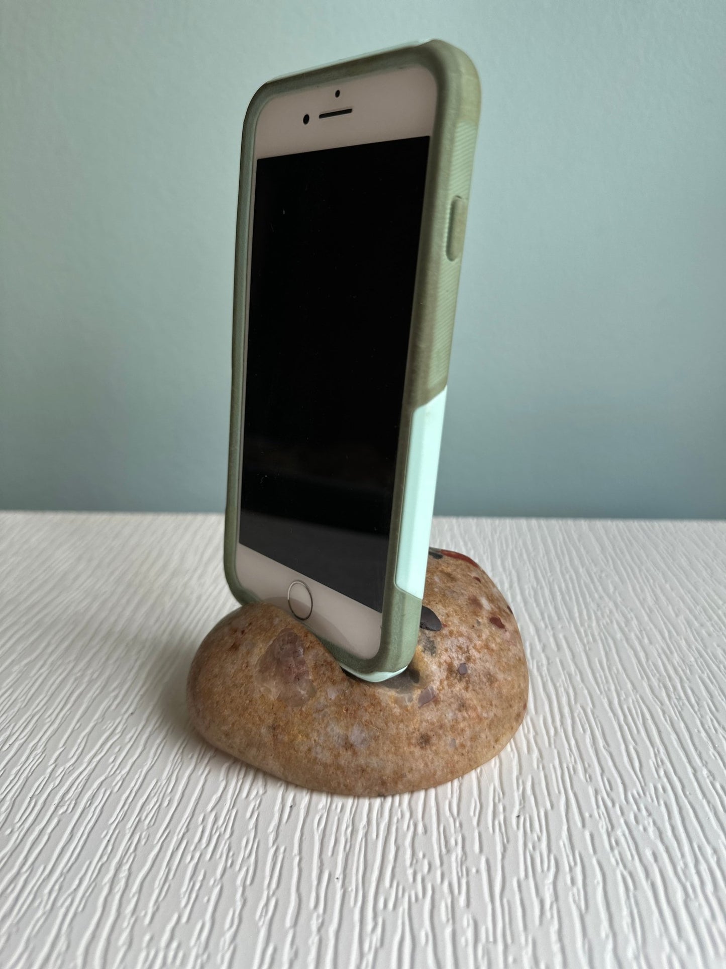 Pudding Stones - Michigan Natural Stone Phone Holders - Ann Ivory Studios