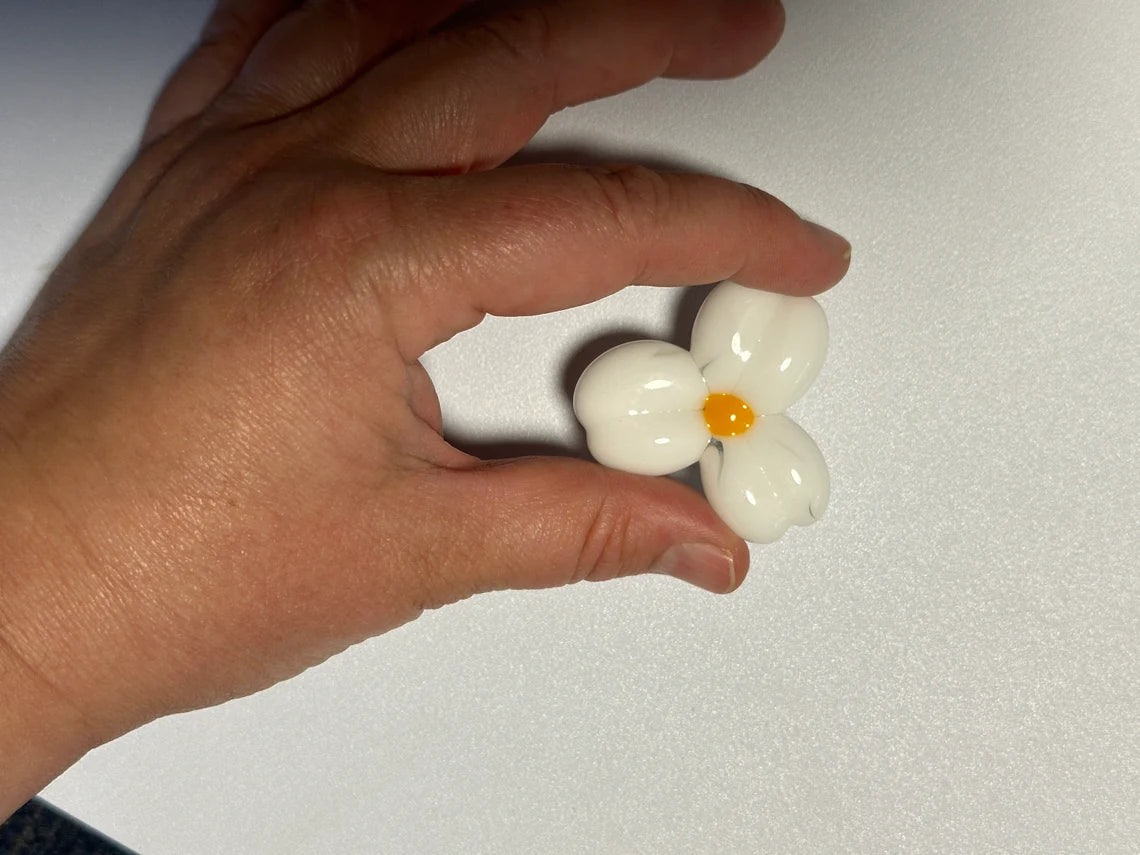 White Trillium Wildflower - Custom Glass Cabinet Knobs - Ann Ivory Studios