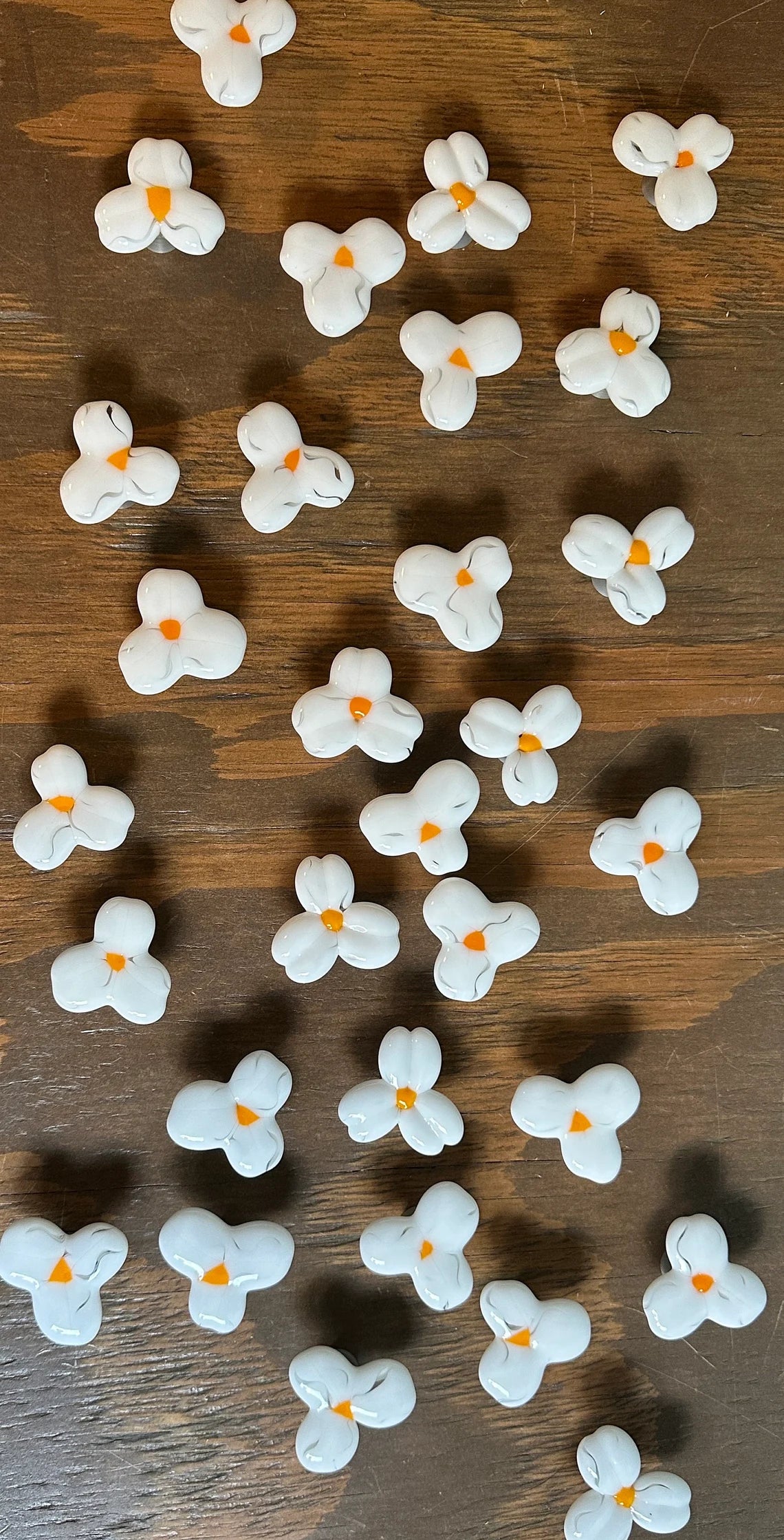 White Trillium Wildflower - Custom Glass Cabinet Knobs